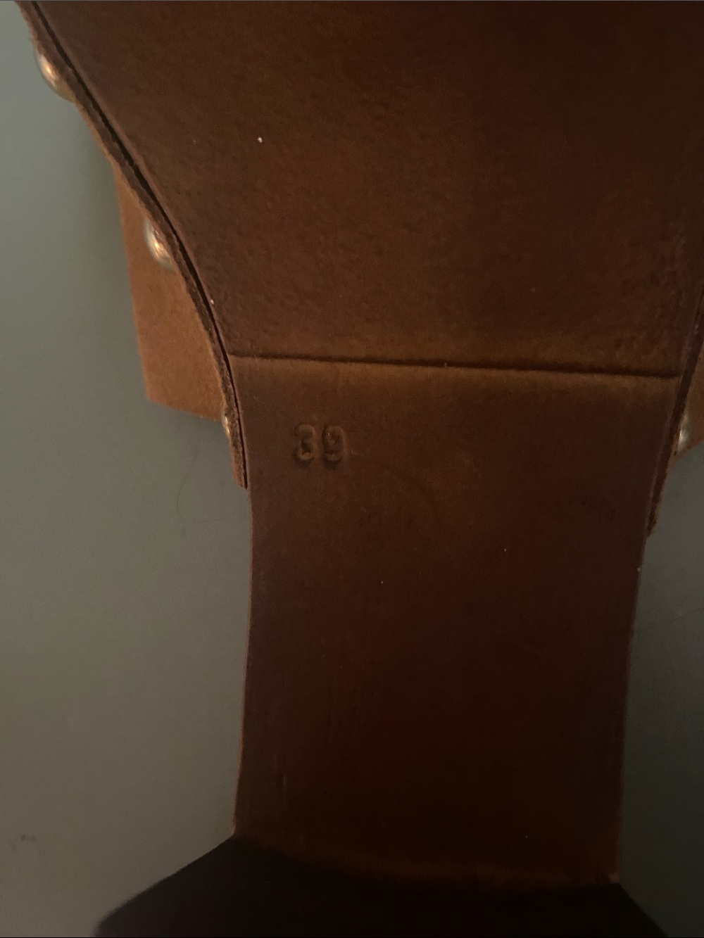 NWOT Christian Di Riccio Italy brown suede heels gold rivets sandals Shoes EU 39 - Picture 7 of 7